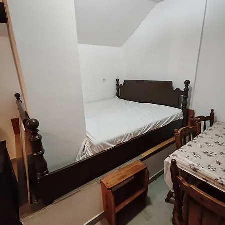 بيت ضيافة Stan Na Dan Prenociste Ledine